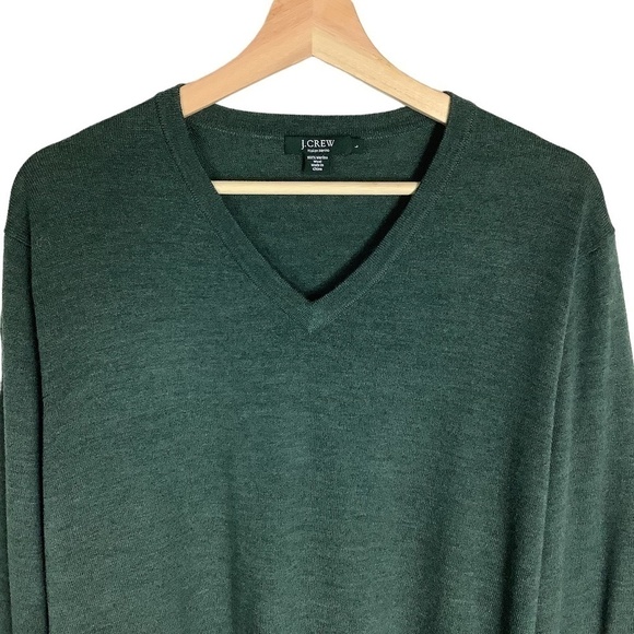 J Crew 100% Italian Merino Wool V Neck Pullover Sweater in Hunter Green - Picture 9 of 13